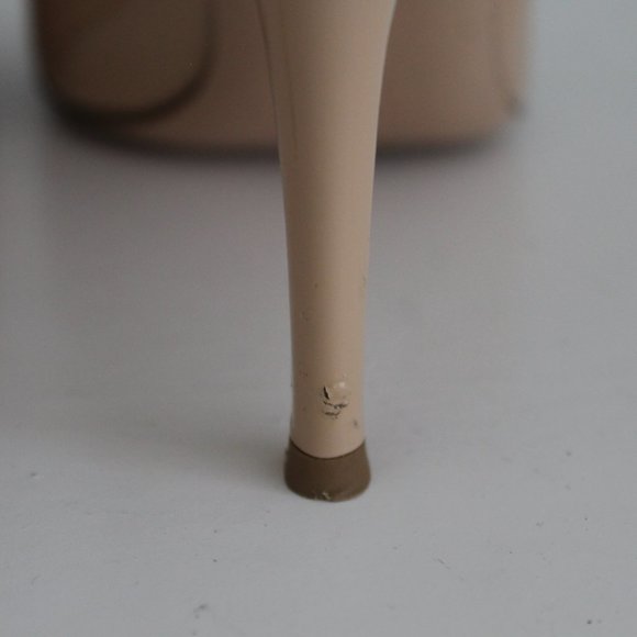 Gianvito Rossi Patent Leather Cream Nude Tan Stiletto Pumps Heels Size 37 - Picture 6 of 9